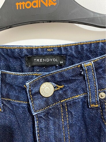 34 Beden lacivert Renk Trendyol jean