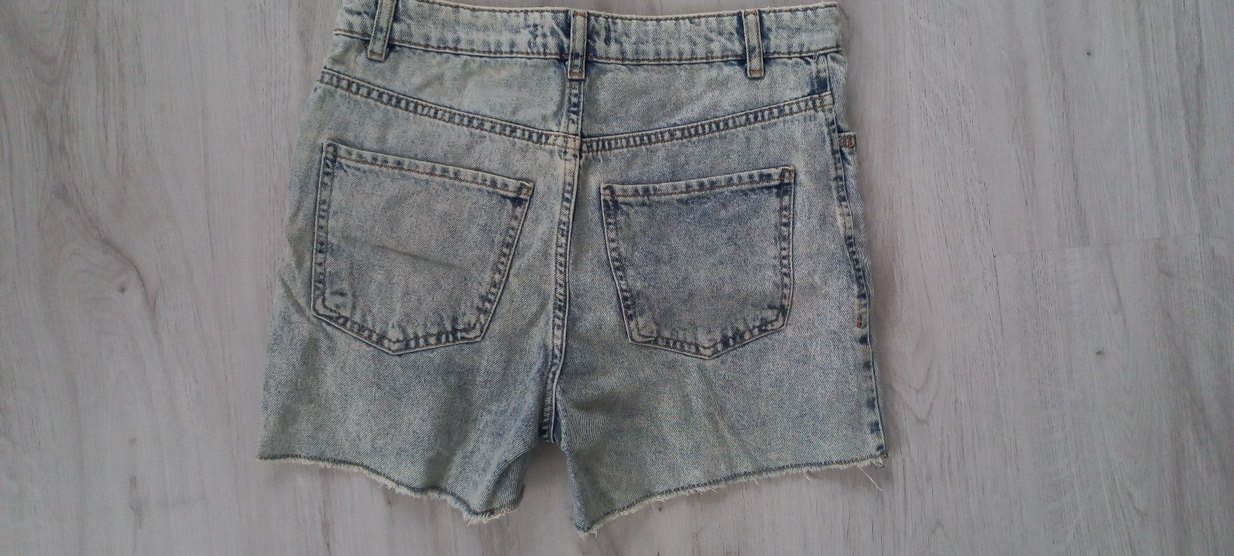 Düğmeli Gri Mavi Kadın Denim Şort - Görsel 3