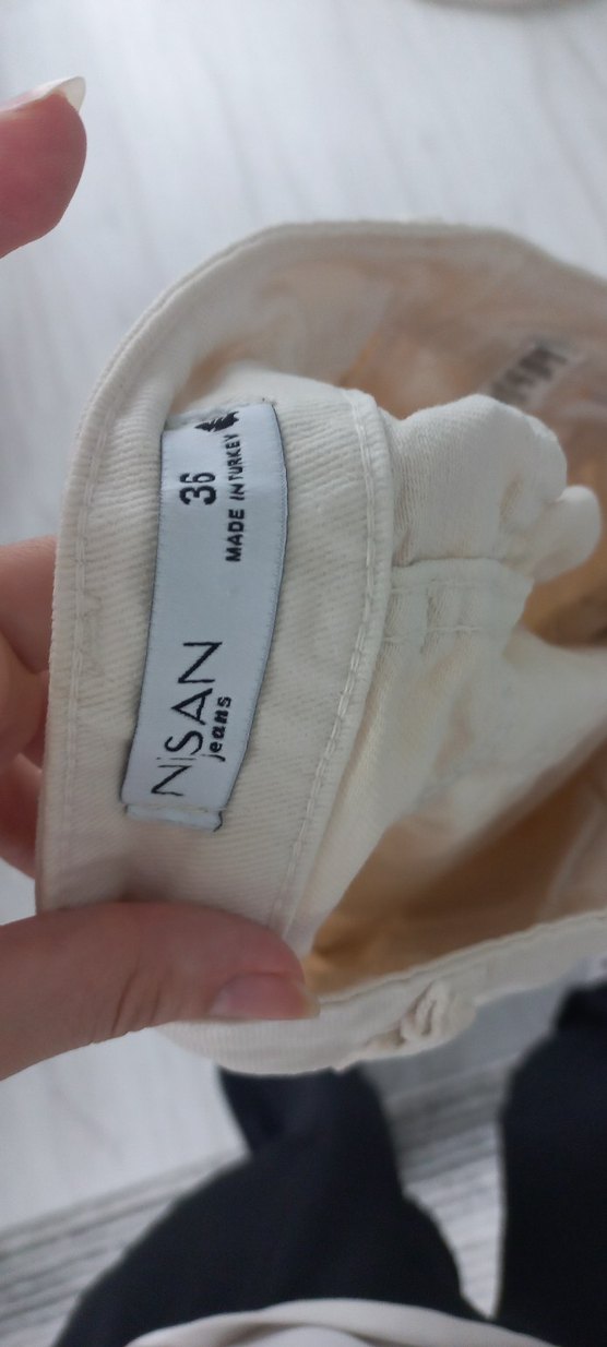 Kadın Beyaz Mini Keten Şort - Görsel 4