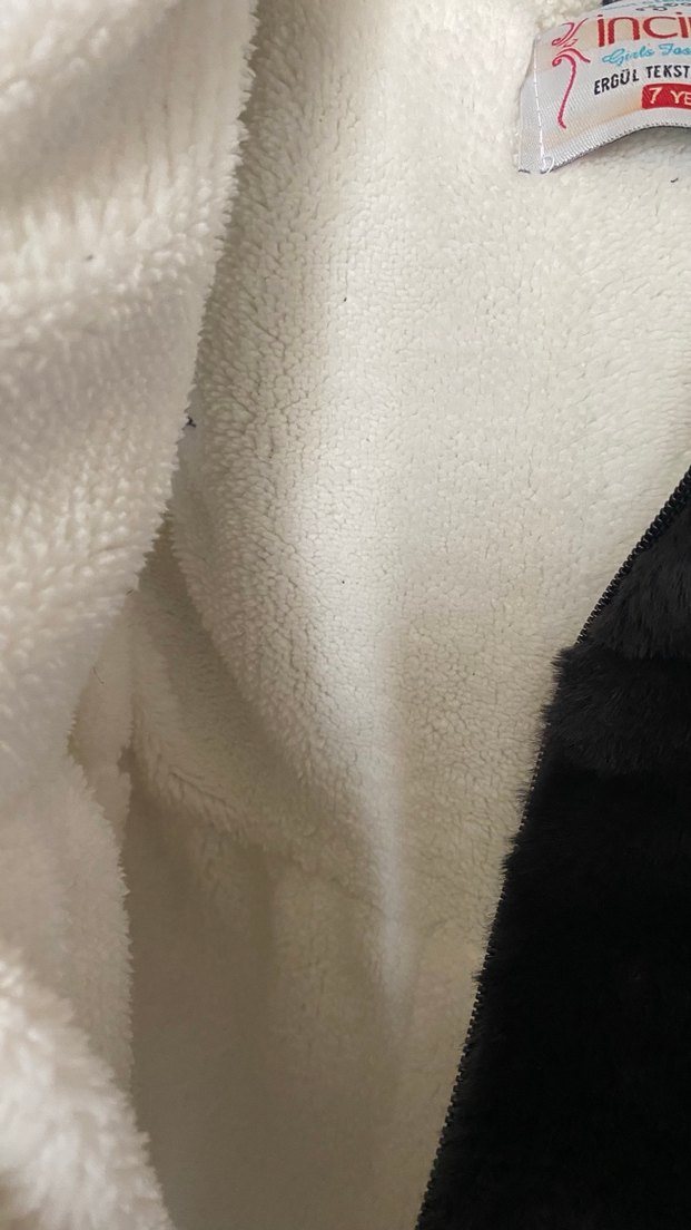 Kız Çocuk Siyah Kürklü peluş Nakışlı Yelek - Görsel 2