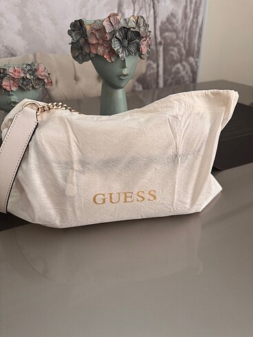  Beden ten rengi Renk Guess şık çanta