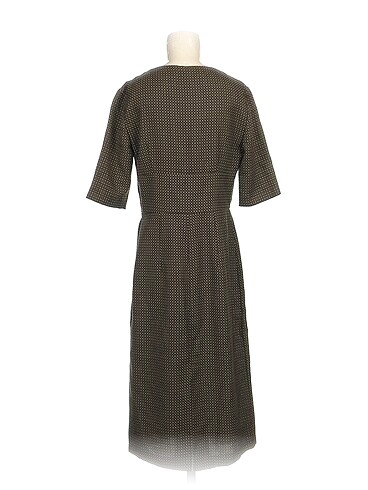 34 Beden PreLoved Kısa Elbise %70 İndirimli.