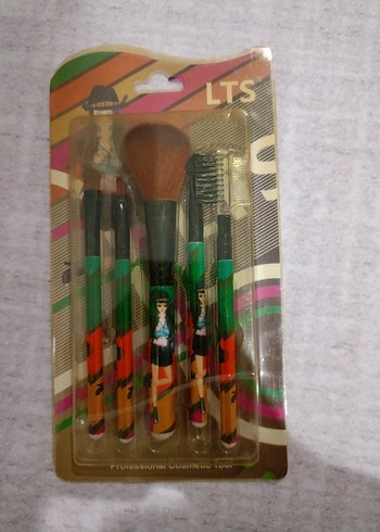 Renkli Makyaj Fırçaları ve Profesyonel Bakım Seti - Görsel 2