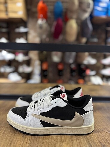 Travis Scott Jordan