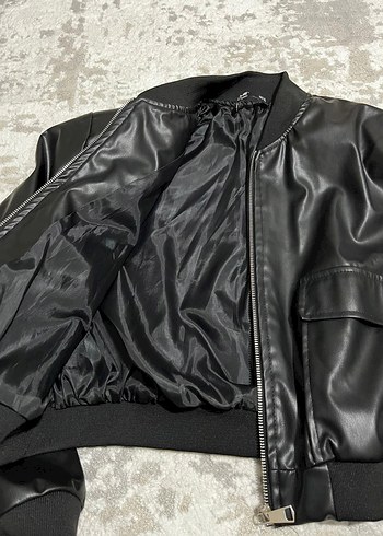 Kadın Siyah Deri Kemerli Ceket - Görsel 4
