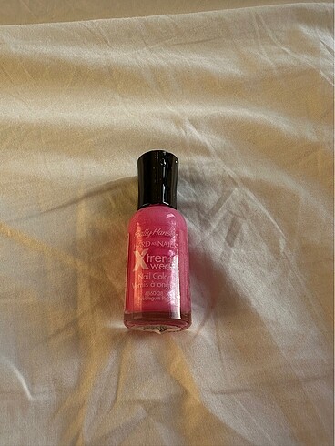 Sally Hansen