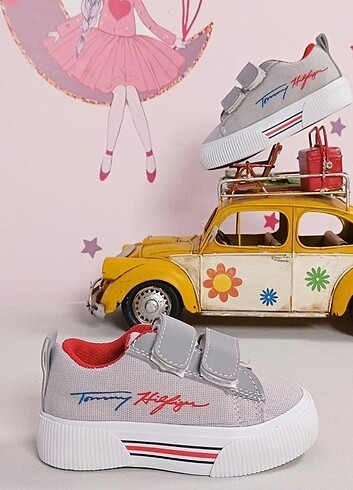 Tommy Hilfiger Bebek ve çocuk ayakkabıları 