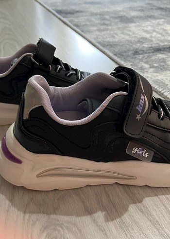 32 numara kız çocuk spor ayakkabı - Görsel 3