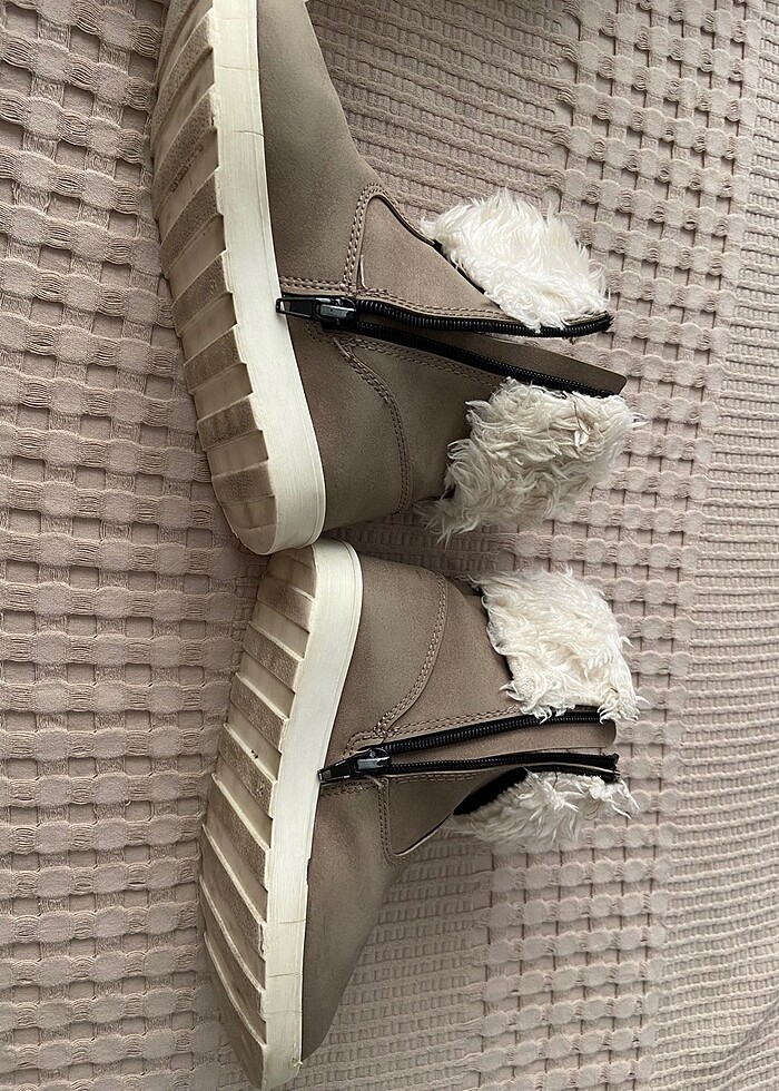 31 numara kısa bot - Görsel 2