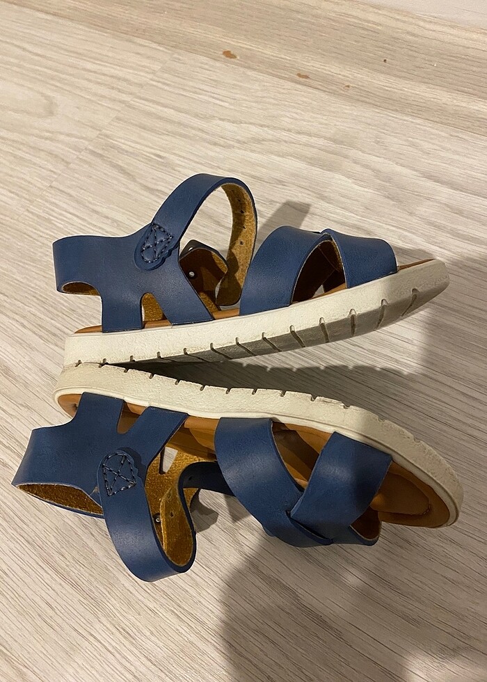 29 numara sandalet - Görsel 3