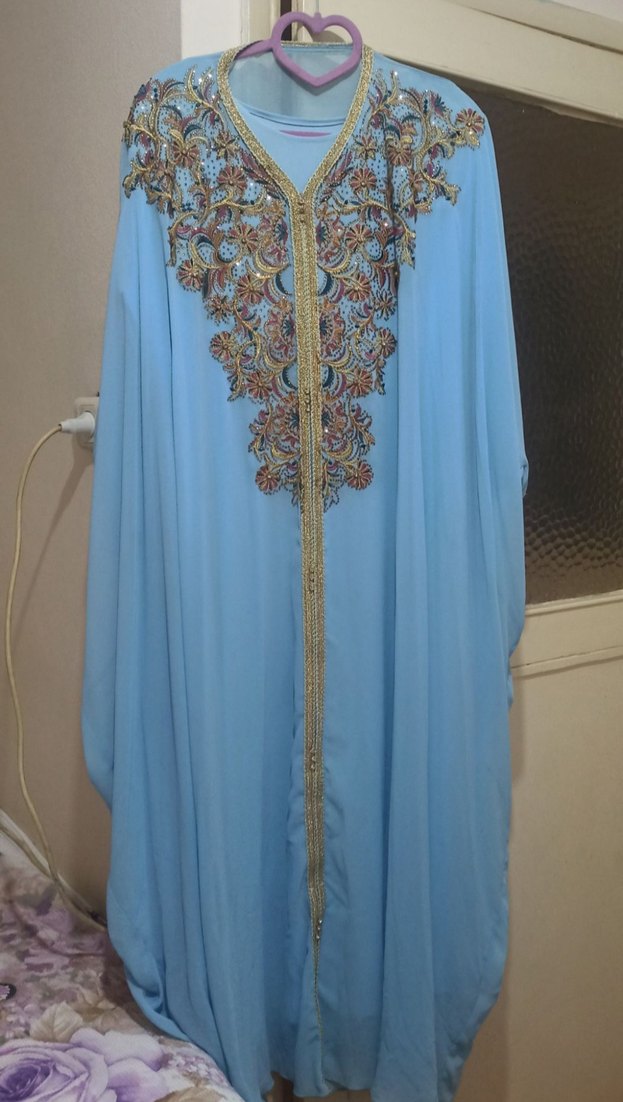 Mavi İşlemeli Uzun Elbise - Görsel 2