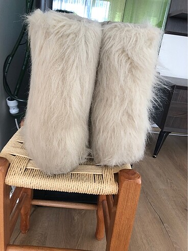 Ugg İncili ugg