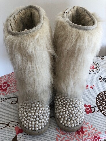36 Beden İncili ugg