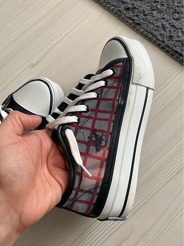 Bayan polo converse