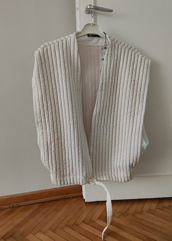 Beyaz Pilili Keten Kolsuz Mini Yelek - Görsel 6