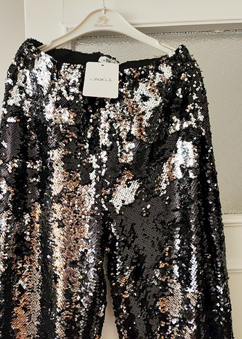 Kadın Parlak Payetli Dar Kesim Pantolon - Görsel 2