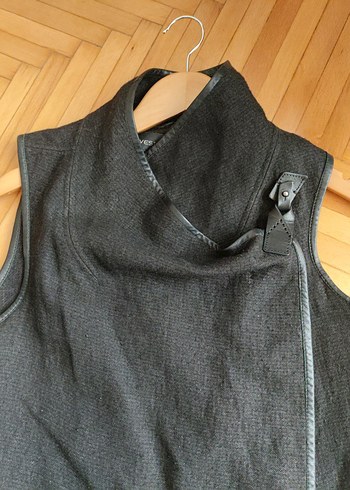 Kemerli Siyah Midi Kadın Yelek - Görsel 2