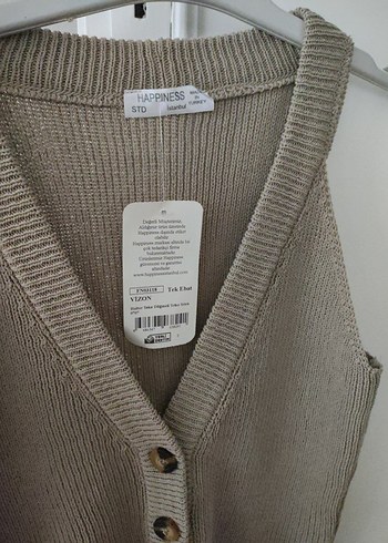 Düğmeli V Yaka Bej Triko Süveter - Görsel 3