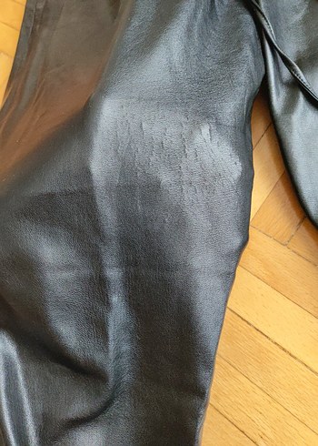 Siyah Deri Kemerli Kadın Pantolon - Görsel 4