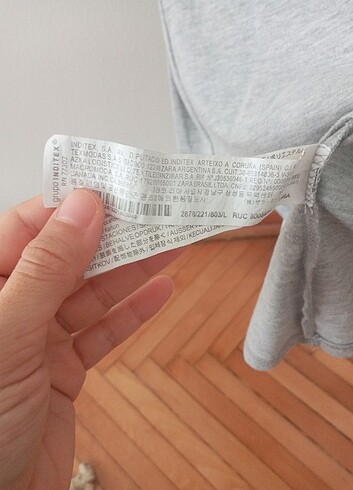 l Beden zara tshirt