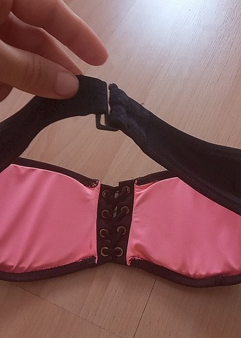 38 Beden siyah Renk siyah straplez bikini