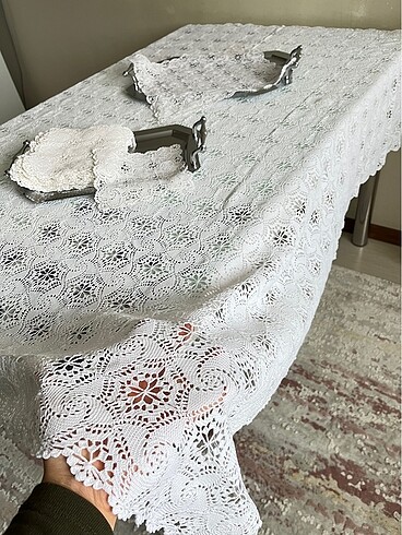 Beyaz dantel elişi masa örtüsü tıg işleme Karaca zara Home