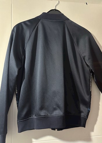 Pul Detaylı Kadın Ceket - Görsel 3