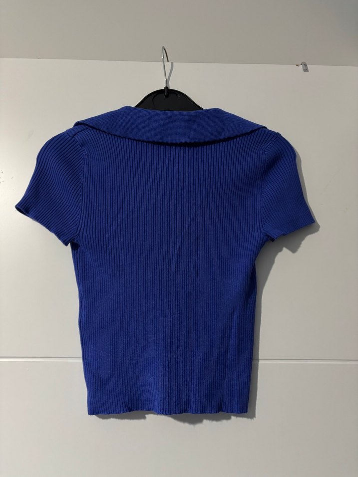 Düğmeli Kısa Kollu Triko Bluz - Görsel 2