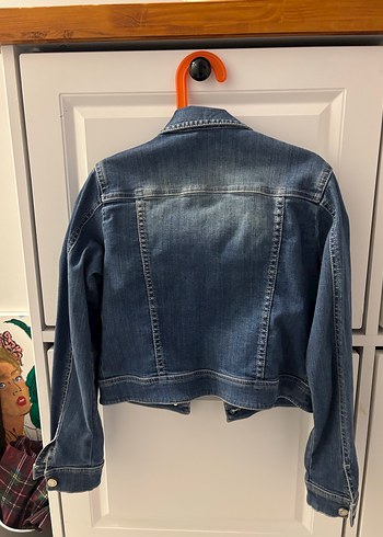 Kız çocuk taş detaylı kot ceket - Görsel 2