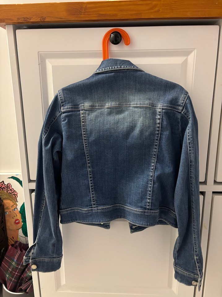 Kız çocuk taş detaylı kot ceket - Görsel 2