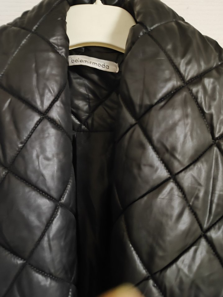 Siyah Uzun Kaban - Görsel 4