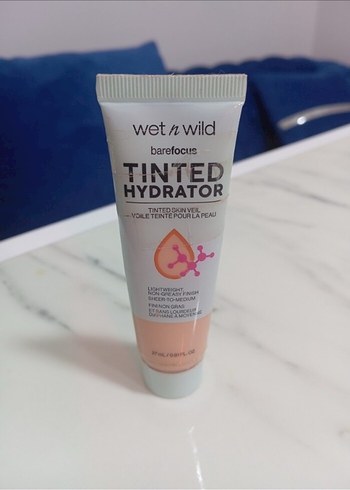 Wet n Wild Barefocus Tinted Hydrator Fondöten