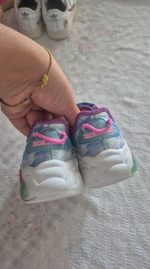 Kız Çocuk Renkli Bağcıklı ve Cırt Cırtlı Spor Ayakkabı - Görsel 2