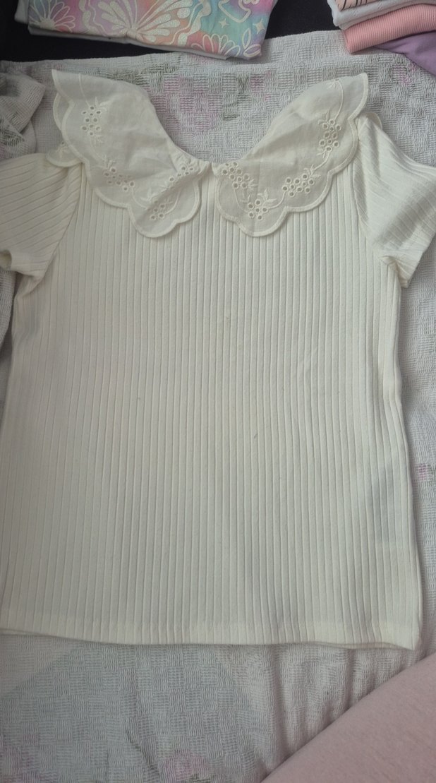 Nakışlı Beyaz Bebek Önlüğü - Görsel 2