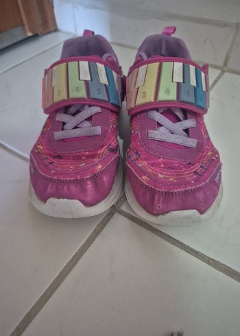 Skechers Kız Çocuk Pembe Skechers Bağcıksız Spor Ayakkabı