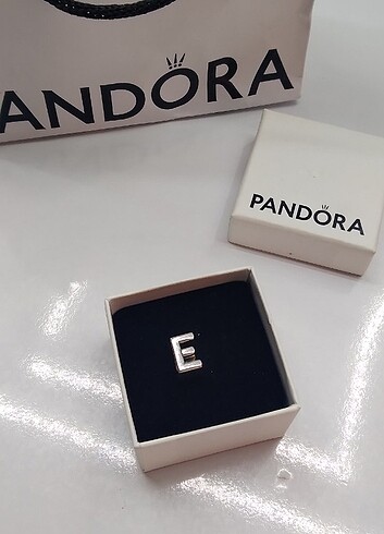 Pandora Pandora E harfi charm 