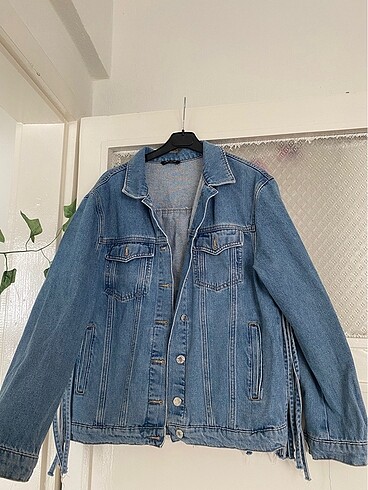 Mavi jeans püsküllü kot ceket