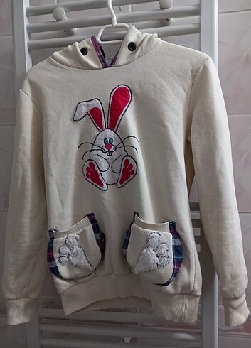 Kadın Kapşonlu Sweatshirt Tavşan Cepli