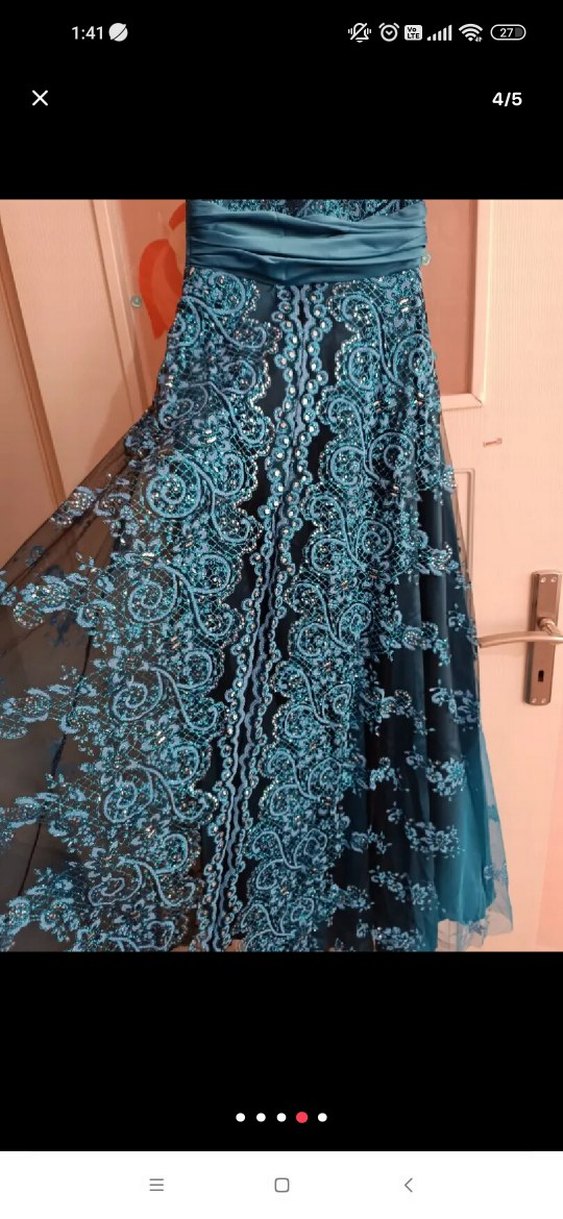 Bohem Tarzı İşlemeli Uzun Straplez Abiye - Görsel 5