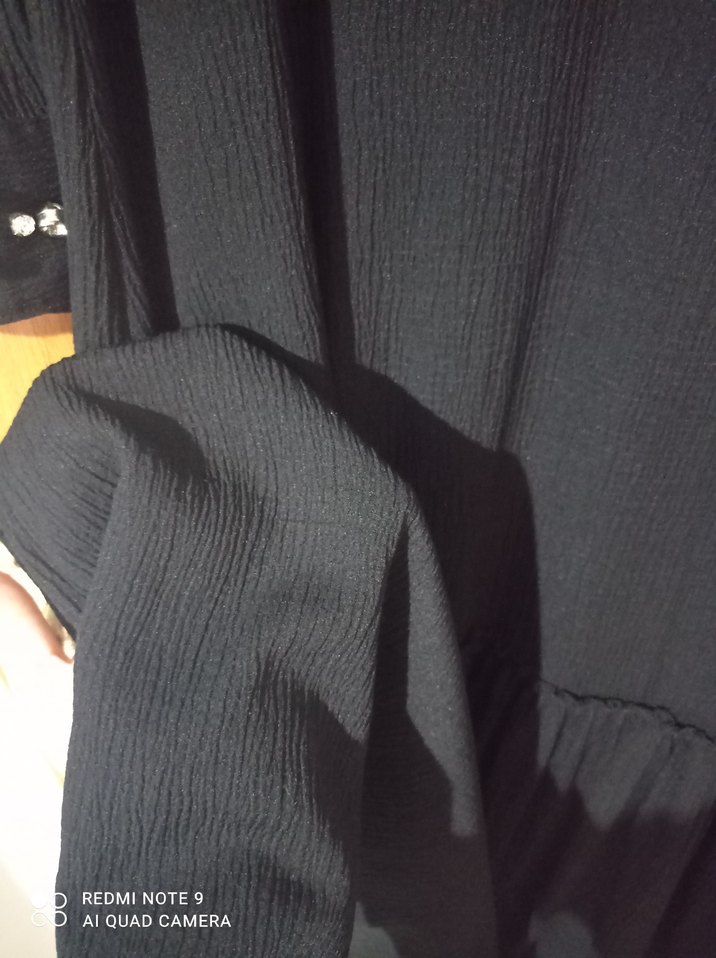 Boncuk İşlemeli Siyah Uzun Kollu Elbise - Görsel 4