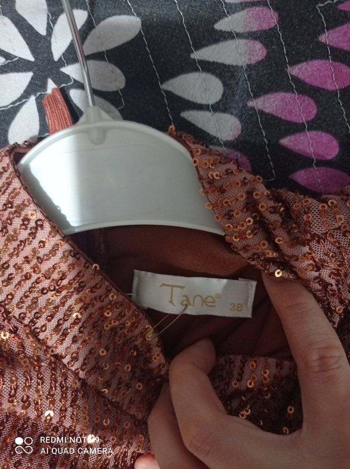 Uzun Parlak Kahverengi Drapeli Abiye Elbise - Görsel 4