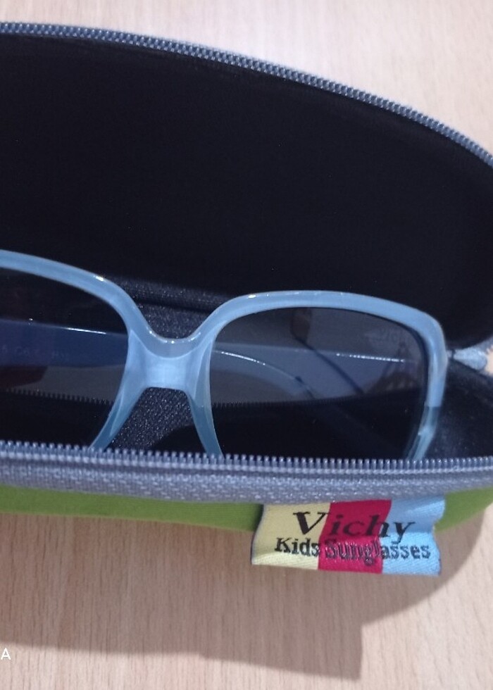 Çocuk güneş gözlüğ - Görsel 2