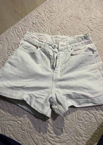 Kadın Beyaz Pamuklu Mini Denim Şort - Görsel 2