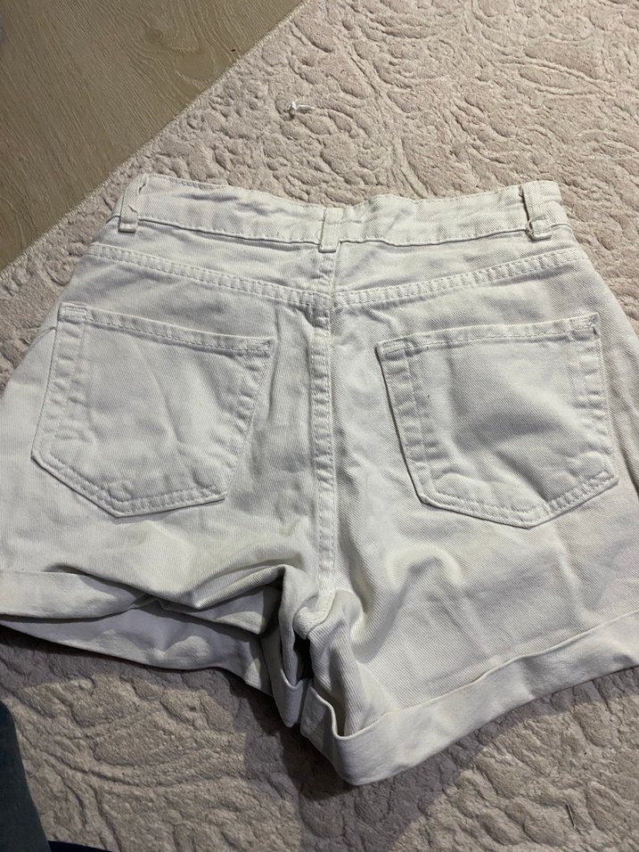 Kadın Beyaz Pamuklu Mini Denim Şort - Görsel 3