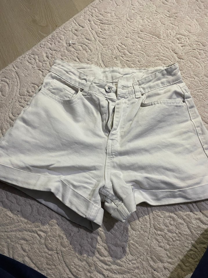 Kadın Beyaz Pamuklu Mini Denim Şort - Görsel 2