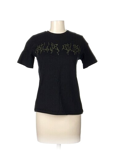 Diğer T-shirt %70 İndirimli.