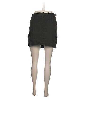 m Beden Pull and Bear Mini Etek %70 İndirimli.