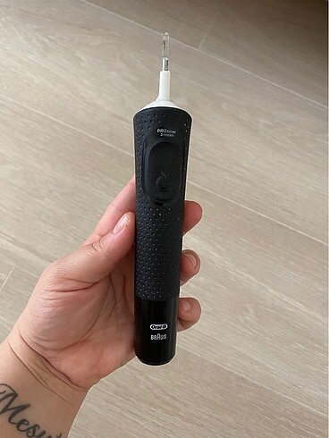 Şarjlı diş fırçası