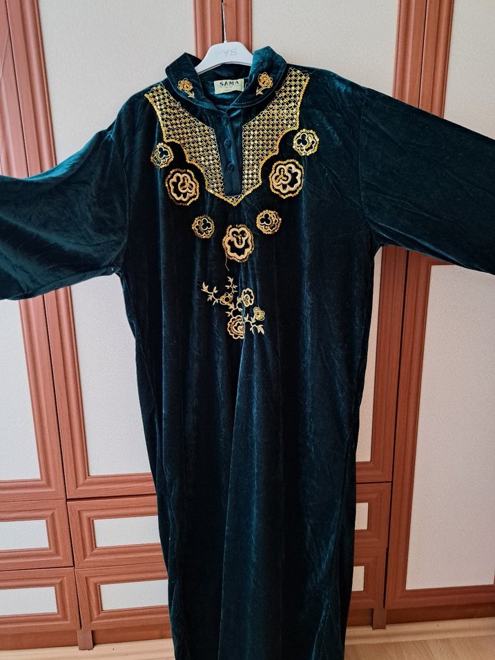 Uzun Kollu İşlemeli Bohem Elbise - Görsel 3