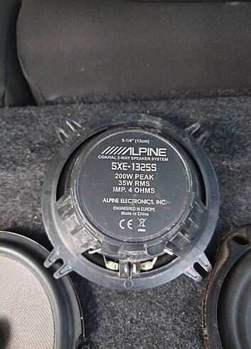 Alpine hoparlör 